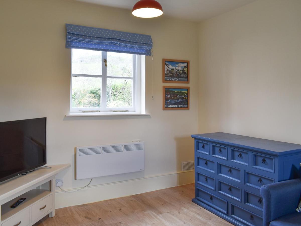 The Tower Cottage Llangollen Ngoại thất bức ảnh